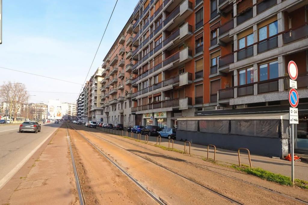 Ampio Bilocale City Life - Mirable Pm Milão Exterior foto
